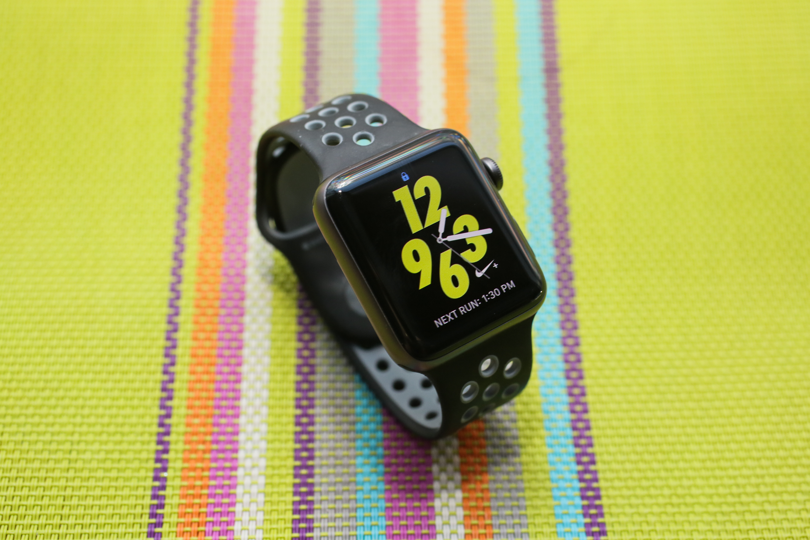 apple watch series 2 nike  42mm